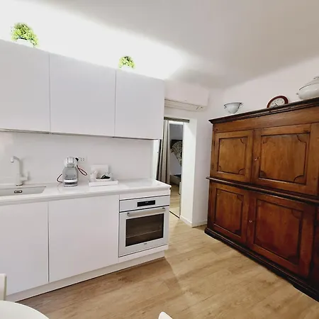 Dei Rolli Apartamento *